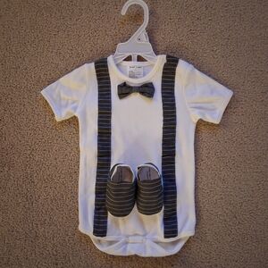 Photogarphy Infant Bundle - Outfits/Prop